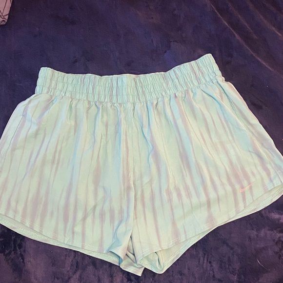 Nike Dri-FIT Sky Blue Shorts - Picture 1 of 4